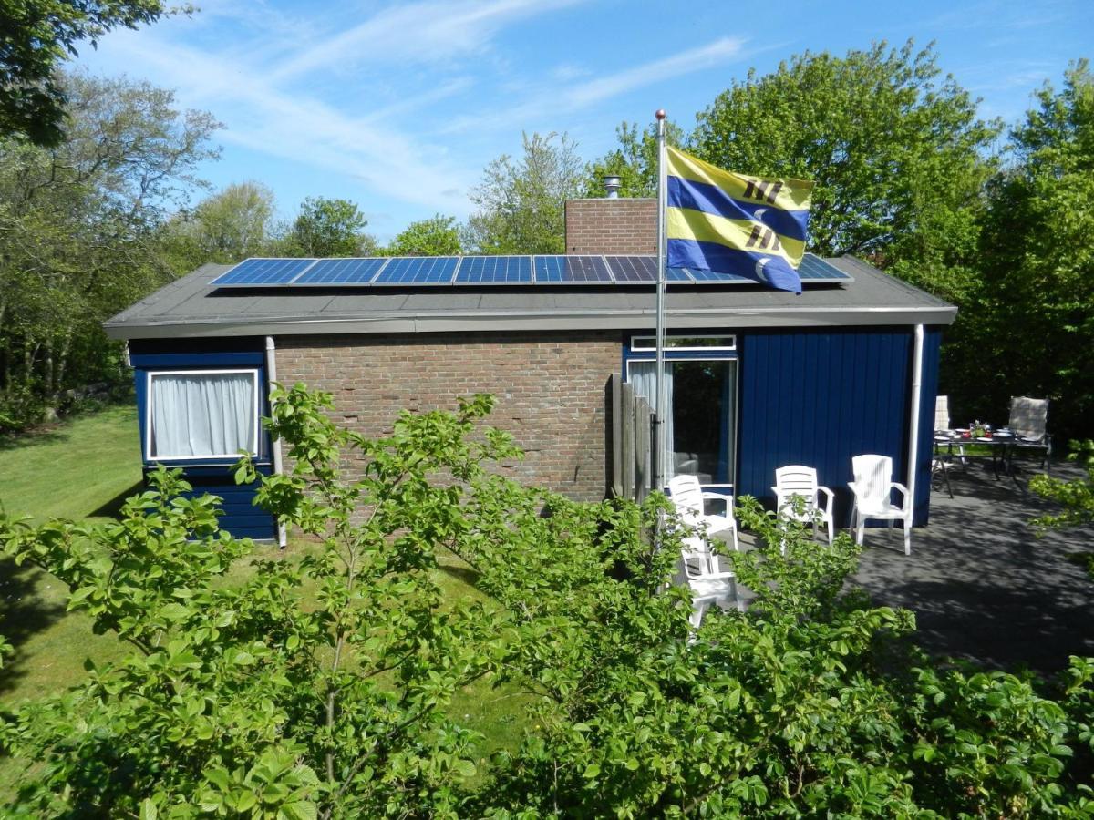 Bungalow In Nes On Ameland With Spacious Terrace 외부 사진