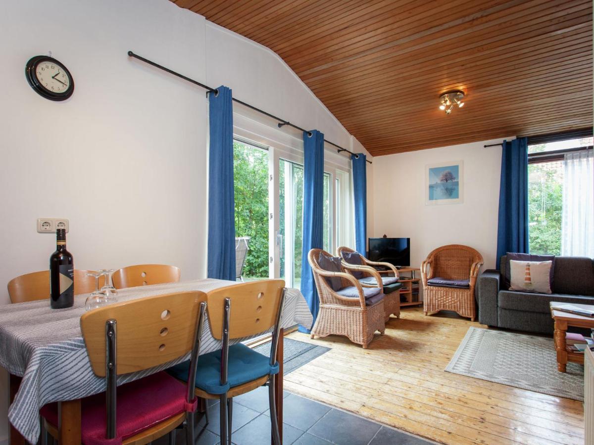 Bungalow In Nes On Ameland With Spacious Terrace 외부 사진